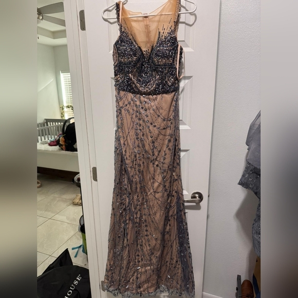 Wedding or Prom formal beaded gown size 8 with detachable skirt - Picture 1 of 7